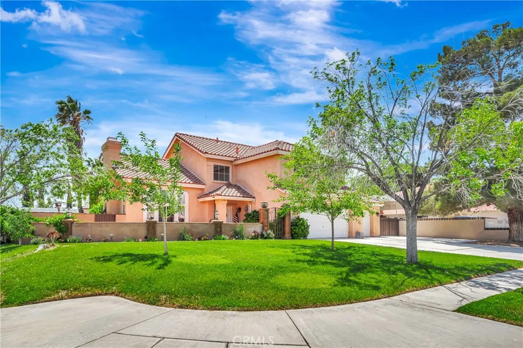 39884 Golfers Drive, Palmdale, California 93551 home-pic-4