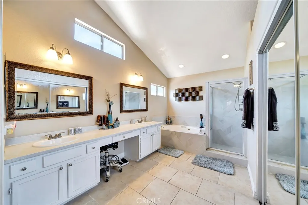 39884 Golfers Drive, Palmdale, California 93551 home-pic-33
