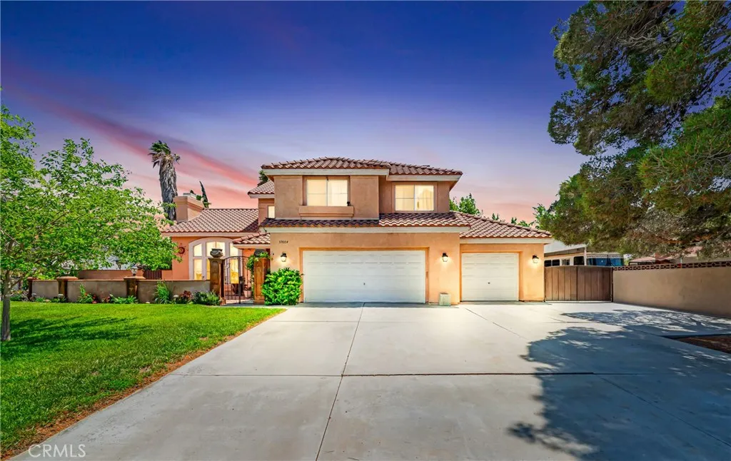 39884 Golfers Drive, Palmdale, California 93551 home-pic-2