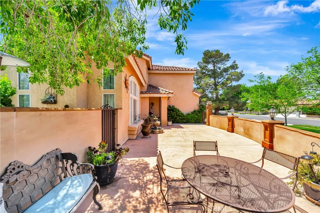 39884 Golfers Drive, Palmdale, California 93551 home-pic-63