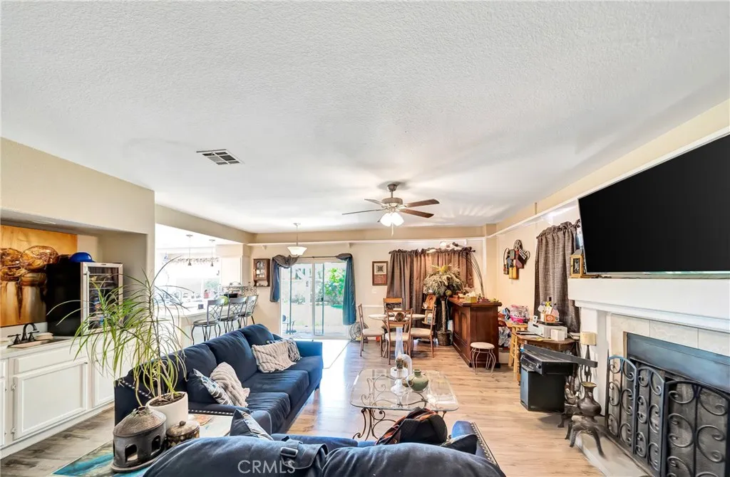 39884 Golfers Drive, Palmdale, California 93551 home-pic-16