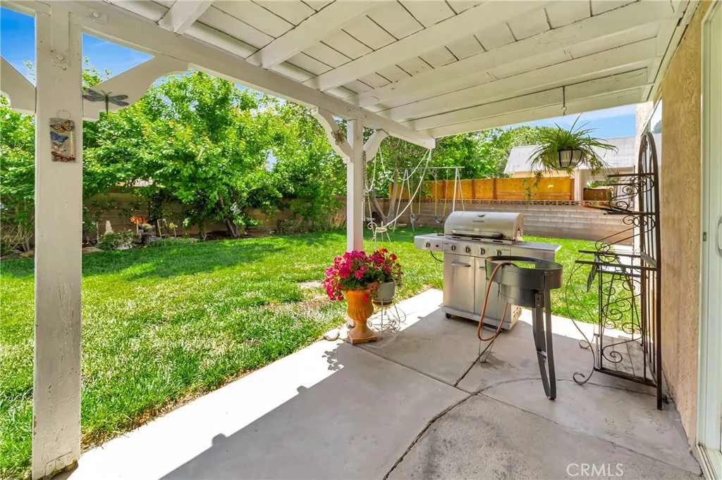 39884 Golfers Drive, Palmdale, California 93551 home-pic-55