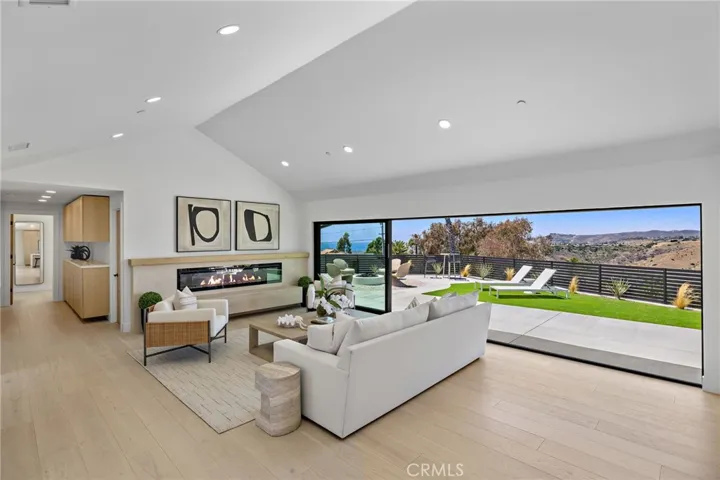 820 Calle Mendoza, San Clemente, California 92672