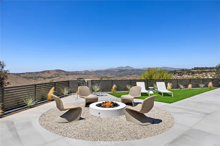 820 Calle Mendoza, San Clemente, California 92672