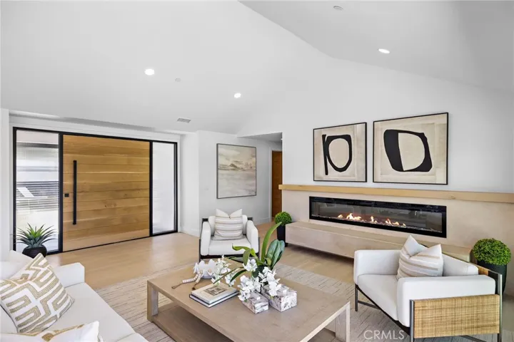 820 Calle Mendoza, San Clemente, California 92672