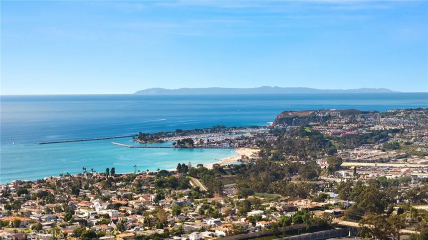 820 Calle Mendoza, San Clemente, California 92672