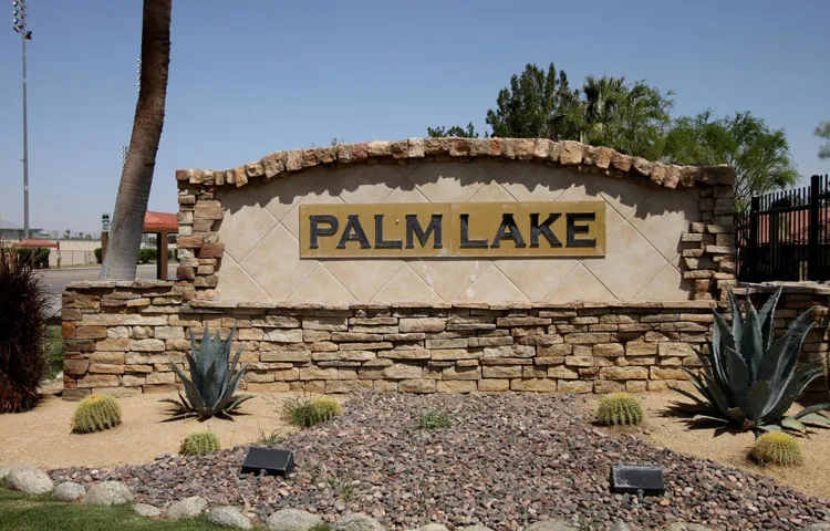 Palm Lake