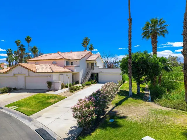 2-web-or-mls-CBDesertFalls_OPMG_0525_001