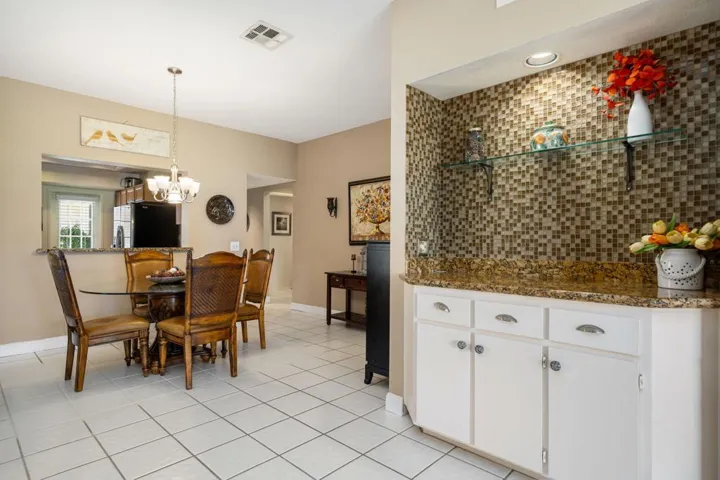 17-web-or-mls-CBDesertFalls_OPMG_0525_02