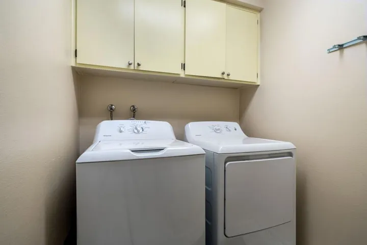 34-web-or-mls-CBDesertFalls_OPMG_0525_03
