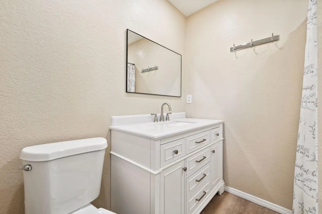 56034 Desert Gold Drive, Yucca Valley, California 92284 home-pic-30