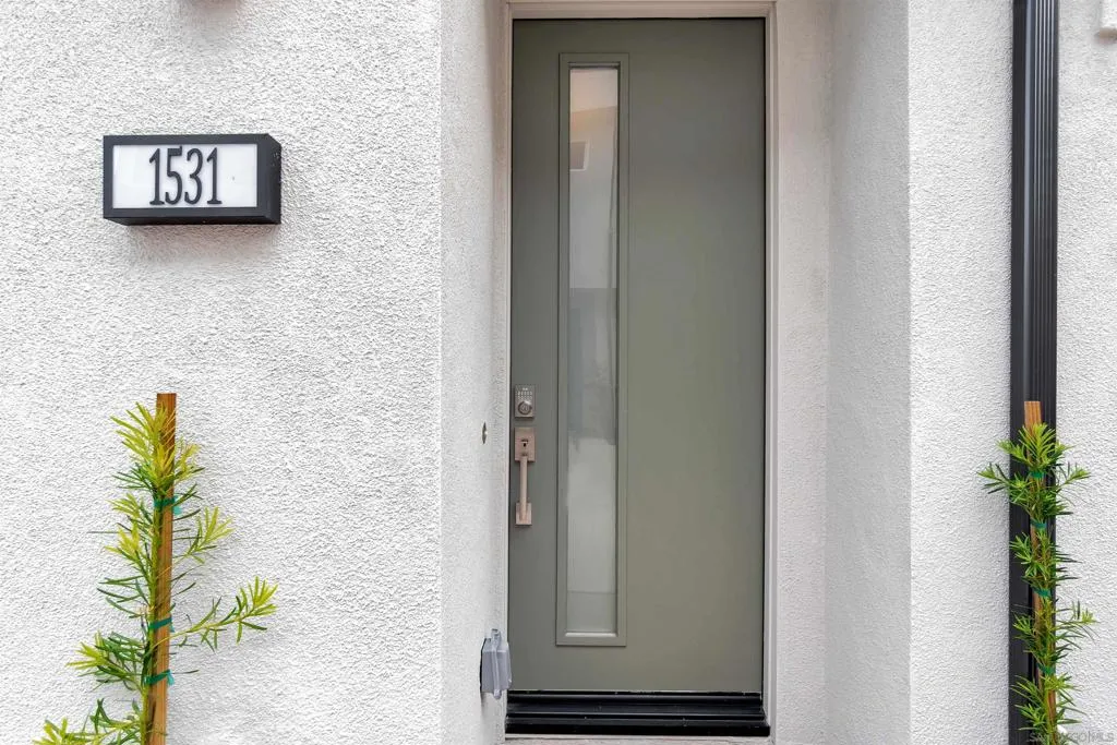 1531 W Bushell, Anaheim, California 92805 home-pic-37