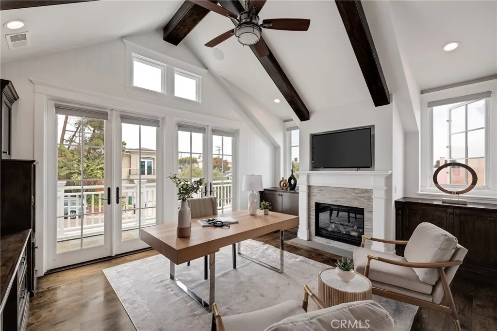 2711 Elm Avenue, Manhattan Beach, California 90266 home-pic-7