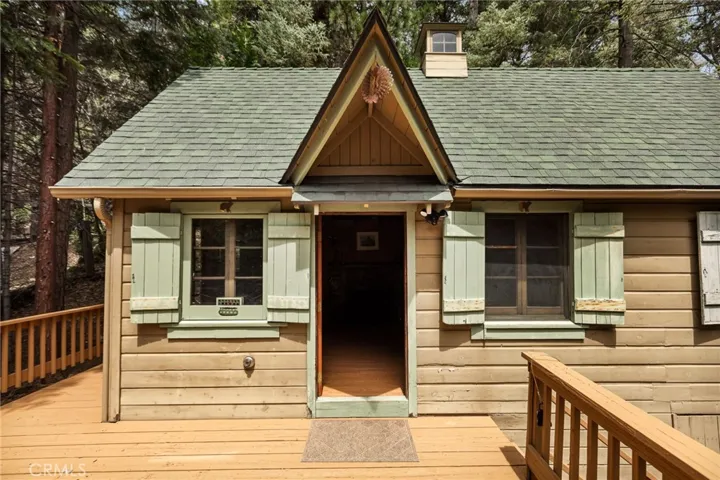 27036 State Highway 189, Blue Jay, California 92317