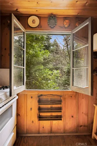 27036 State Highway 189, Blue Jay, California 92317