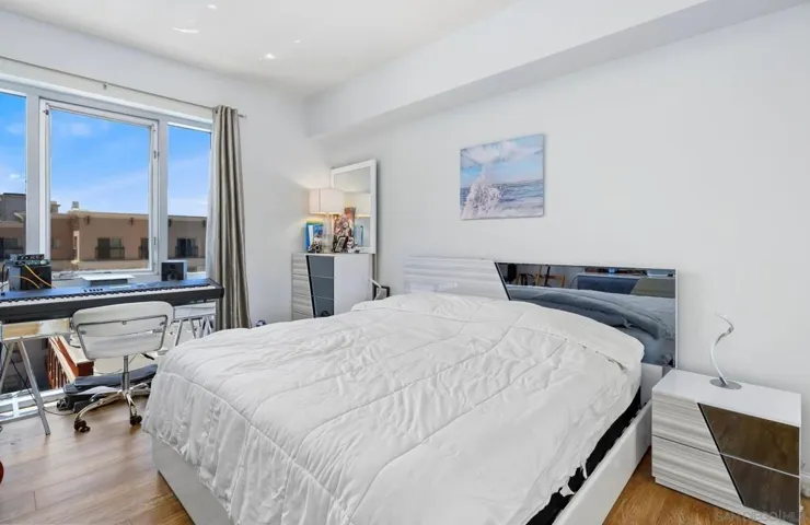 445 Island Ave 702, San Diego, California 92101