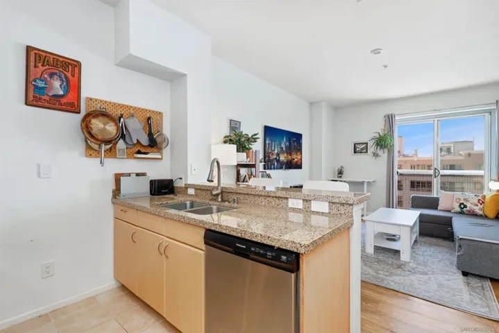445 Island Ave 702, San Diego, California 92101