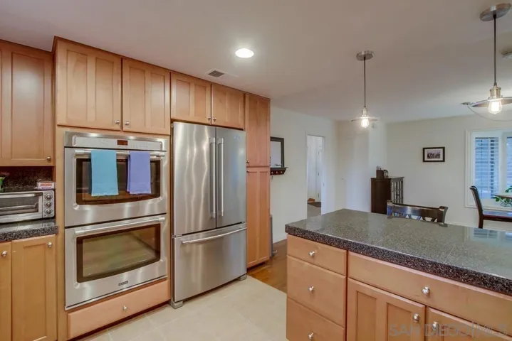 Gorgeous stainless appliances!