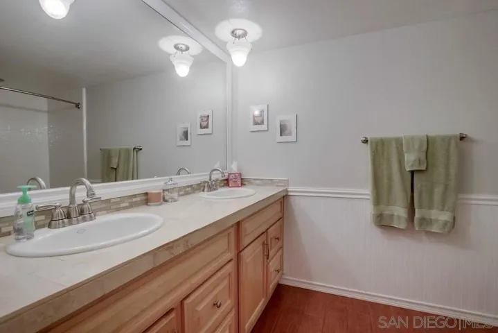 2.5 baths!
