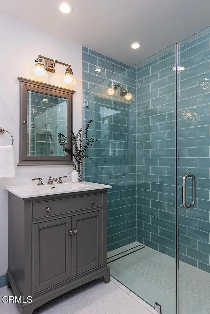 741 Burleigh Drive, Pasadena, California 91105 home-pic-36