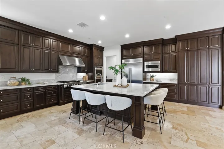 28 Dogwood, Lake Forest, California 92630