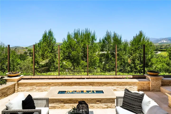 28 Dogwood, Lake Forest, California 92630