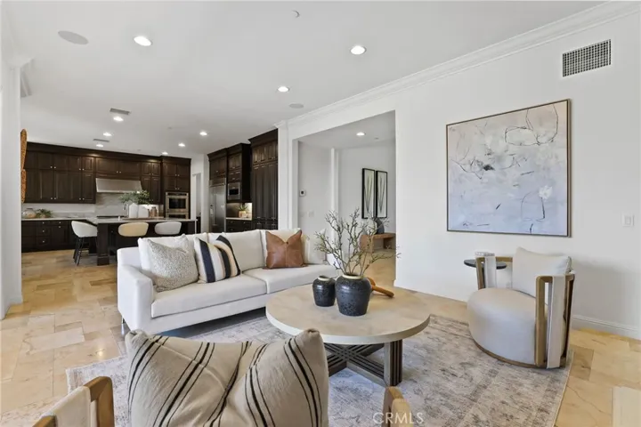 28 Dogwood, Lake Forest, California 92630