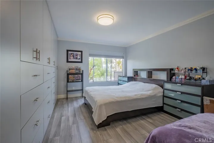 1517 E Garfield Avenue 94, Glendale, California 91205