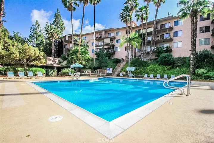 1517 E Garfield Avenue 94, Glendale, California 91205