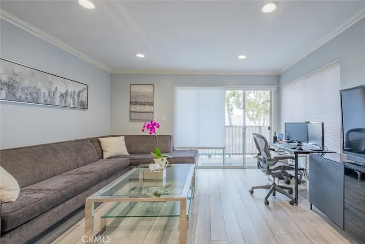 1517 E Garfield Avenue 94, Glendale, California 91205