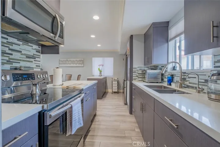 1517 E Garfield Avenue 94, Glendale, California 91205