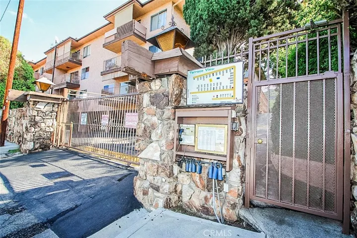 1517 E Garfield Avenue 94, Glendale, California 91205