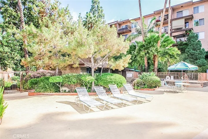1517 E Garfield Avenue 94, Glendale, California 91205