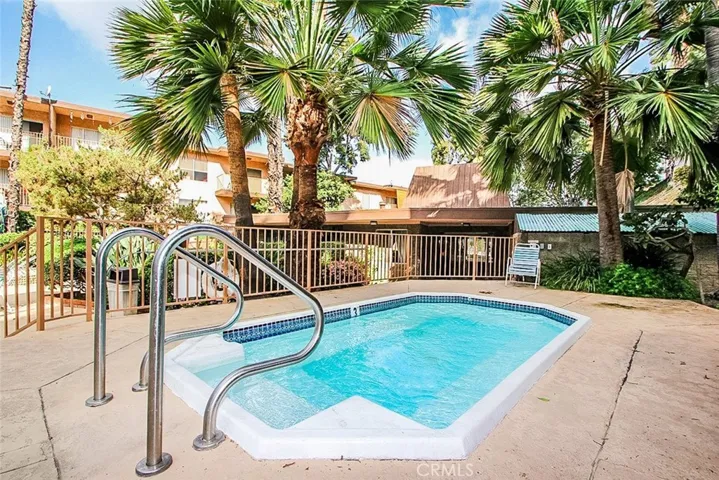 1517 E Garfield Avenue 94, Glendale, California 91205