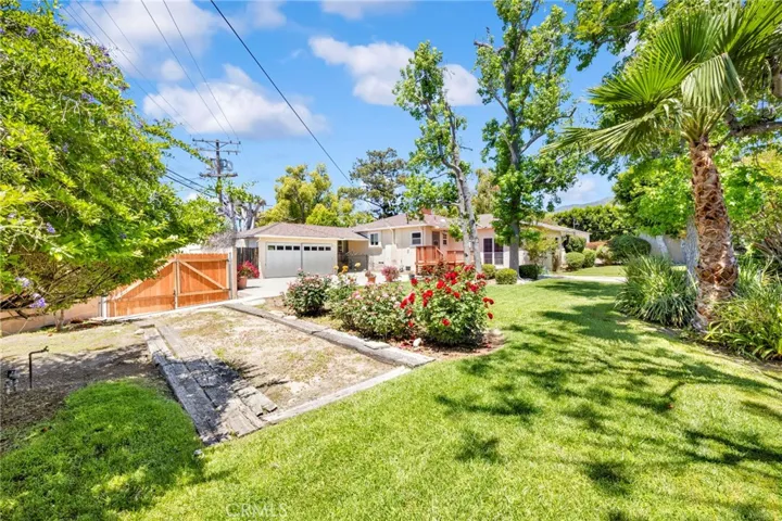 1202 Bruce Avenue, Glendale, California 91202