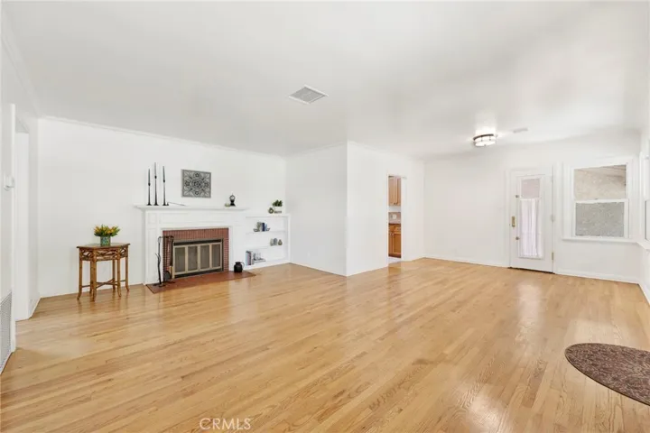 1202 Bruce Avenue, Glendale, California 91202