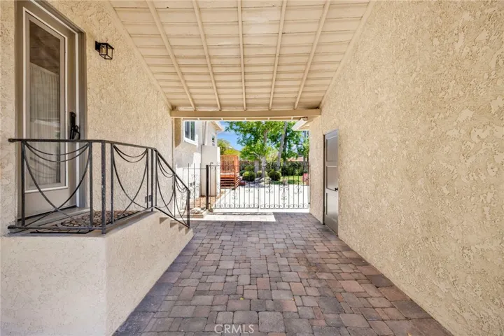 1202 Bruce Avenue, Glendale, California 91202