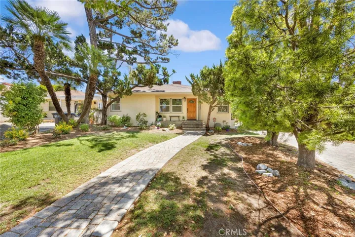 1202 Bruce Avenue, Glendale, California 91202