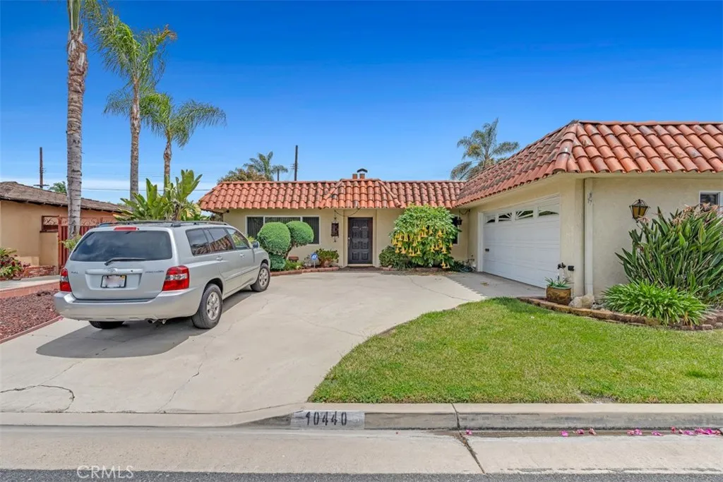 10440 Manzanar Avenue, Downey, California 90241, 4 Bedrooms Bedrooms, ,2 BathroomsBathrooms,Residential,For Sale,Manzanar,RS25105236