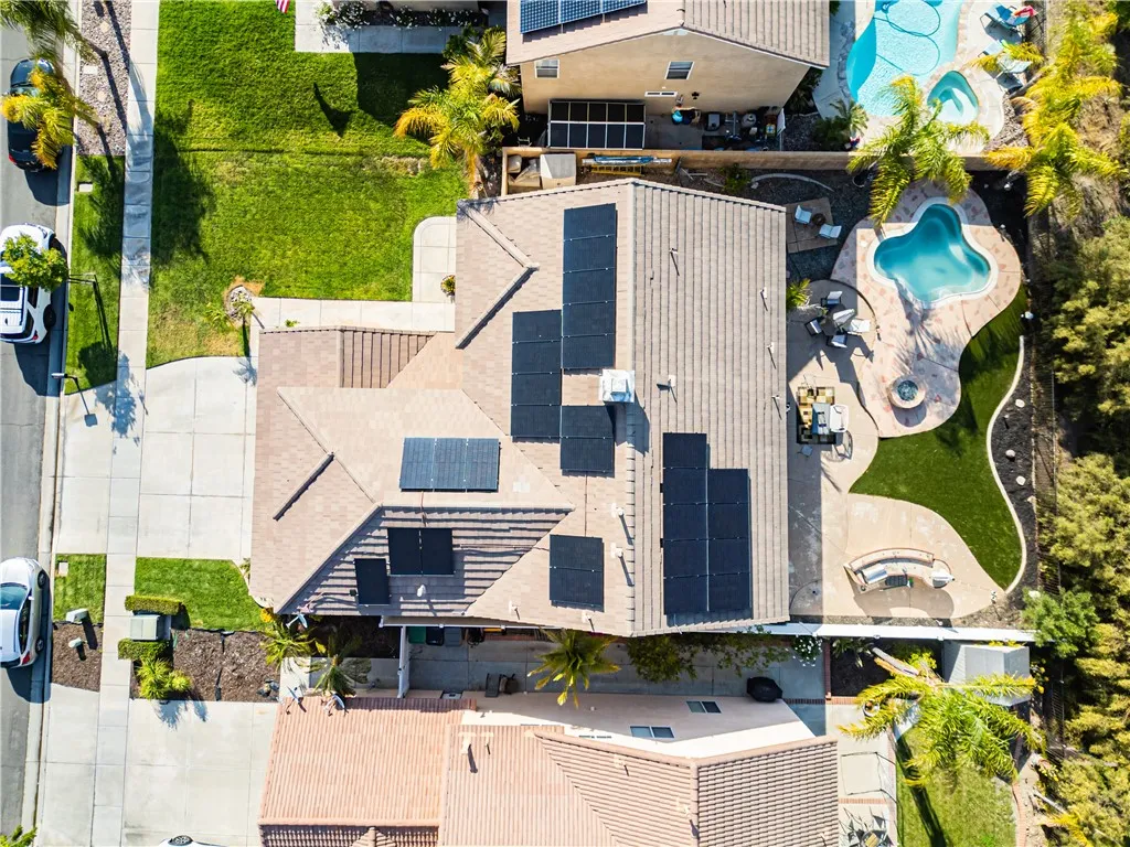 363 Appleby Street, Corona, California 92881, 5 Bedrooms Bedrooms, ,3 BathroomsBathrooms,Residential,For Sale,Appleby,CV25105733