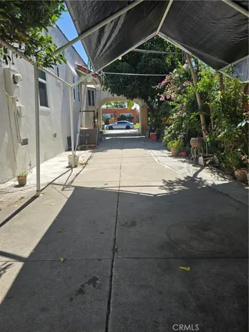 519 N Sloan Avenue, Compton, California 90221