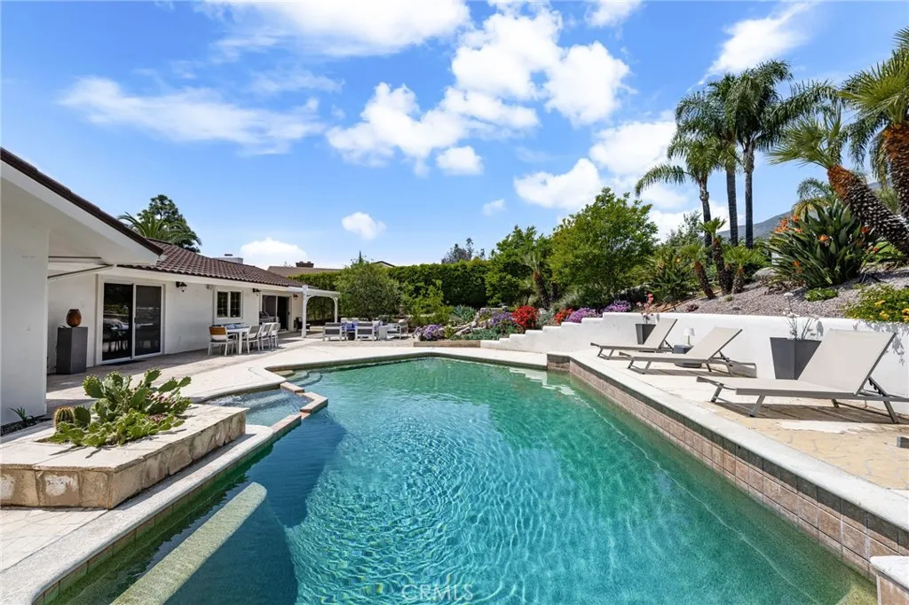 2525 Jonquil Drive, Upland, California 91784 home-pic-43