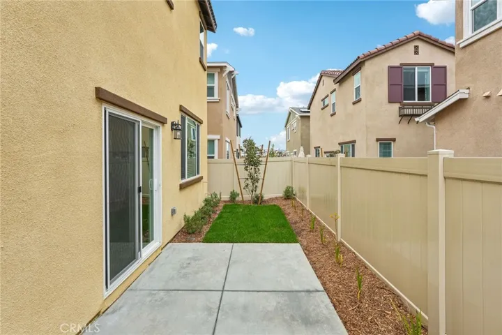 28591 Via Roble, Temecula, California 92591