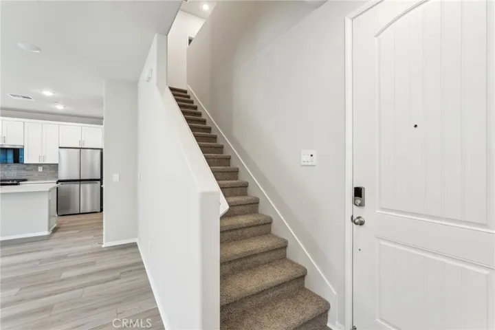 28591 Via Roble, Temecula, California 92591