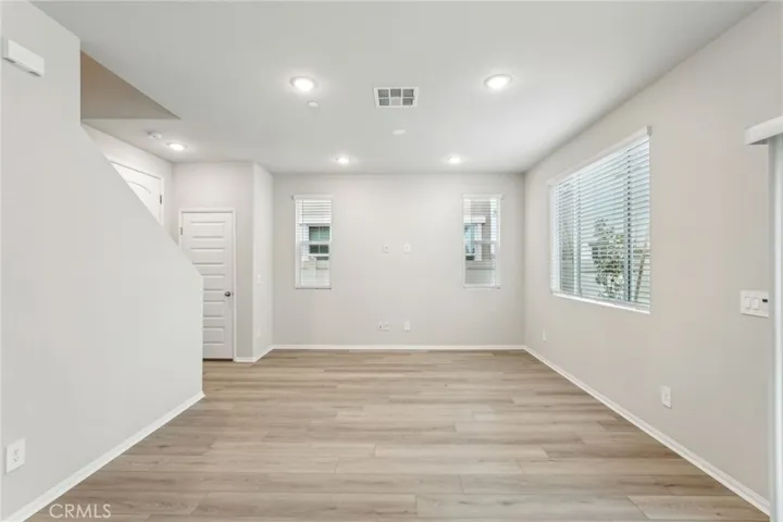 28591 Via Roble, Temecula, California 92591