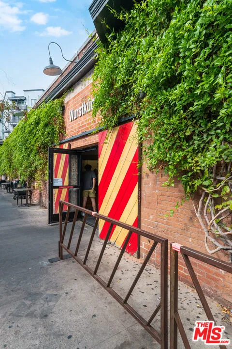 121 S Hope Street 418, Los Angeles, California 90012 home-pic-28