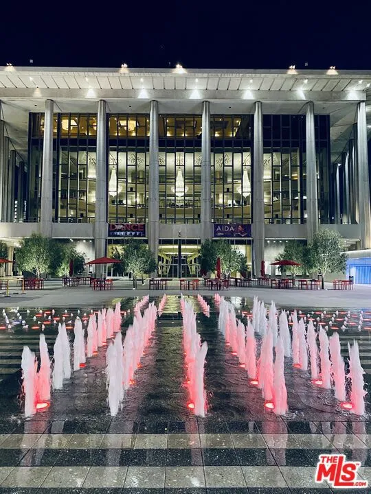 121 S Hope Street 418, Los Angeles, California 90012 home-pic-33