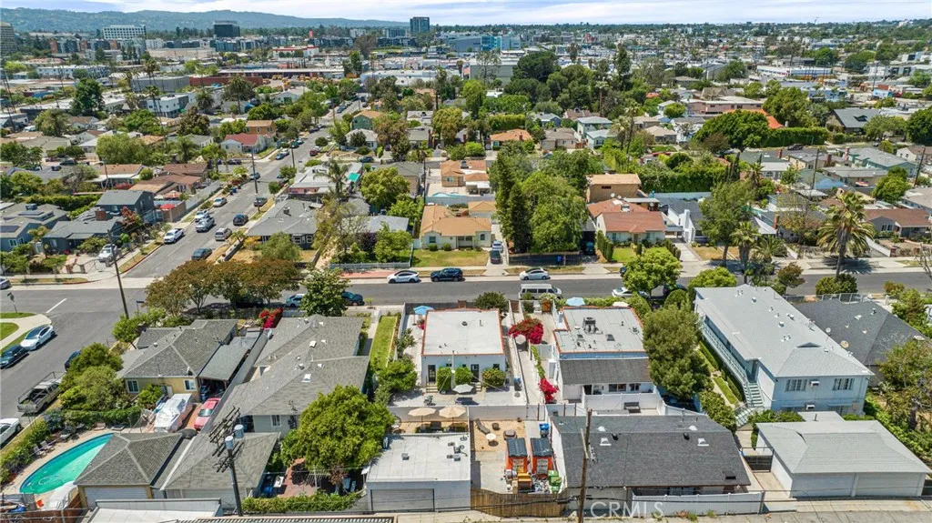 5512 Willowcrest Avenue, North Hollywood, California 91601 home-pic-44