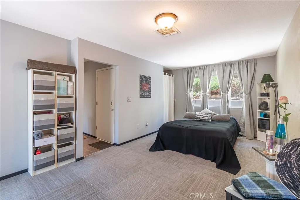 649 Olive St, Paso Robles, California 93446 home-pic-10