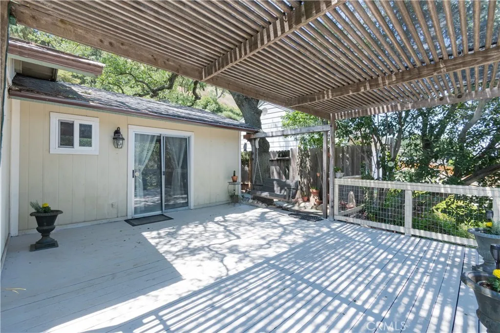 649 Olive St, Paso Robles, California 93446 home-pic-12